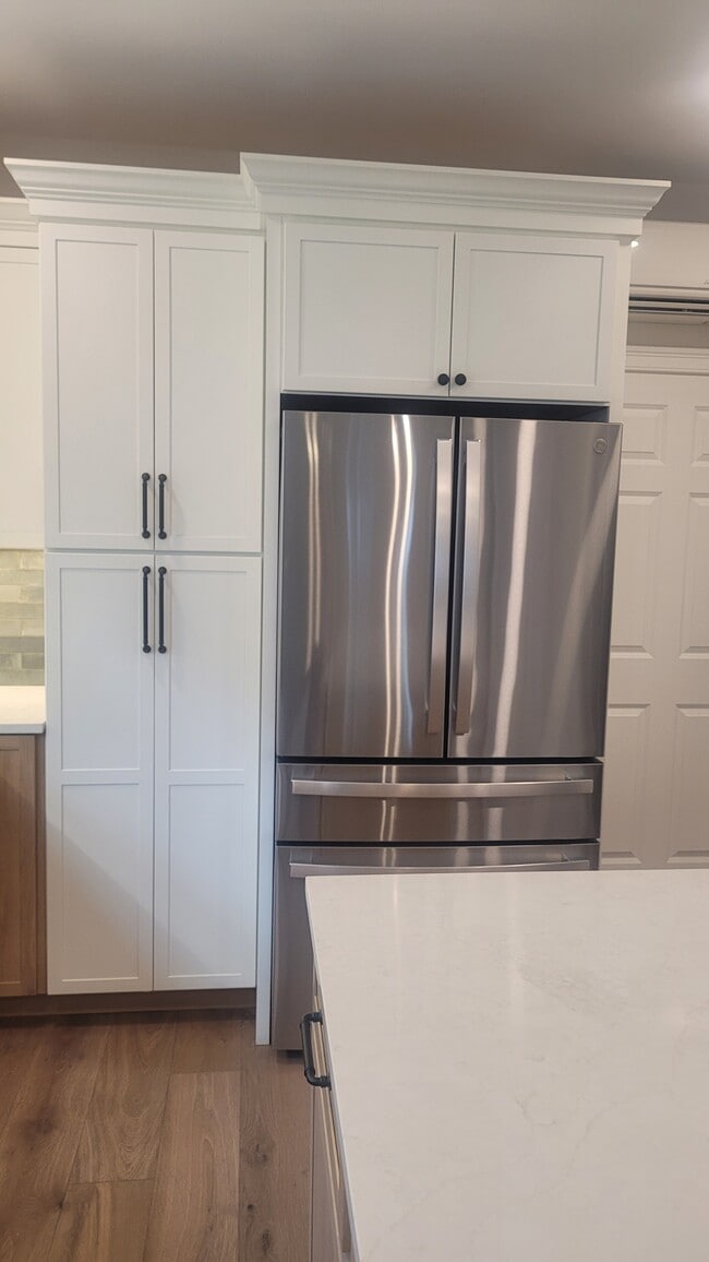 Frigorífico LG de doble puerta - 29 Amaranth Ave Unidad 1