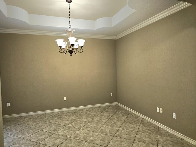 Photo - 6214 Manresa Dr