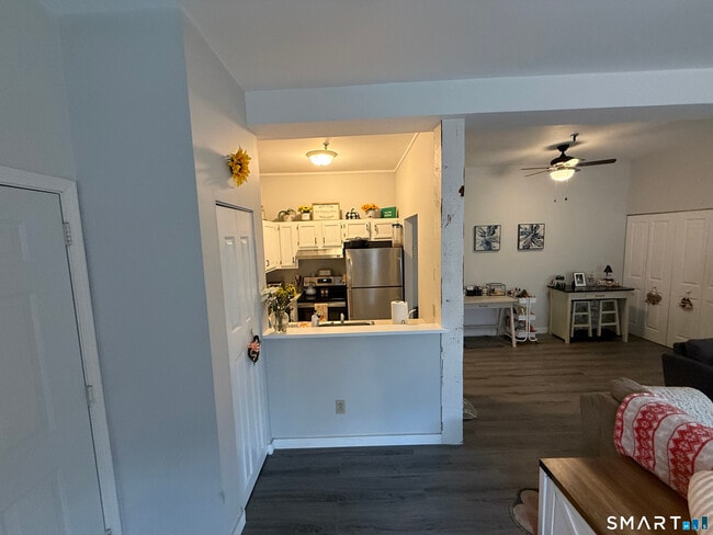 Photo - 55 Oil Mill Rd Unit APT 16