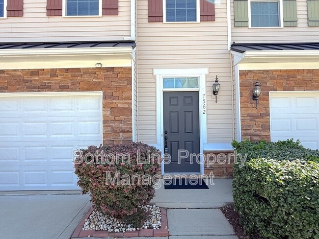 Photo - 7562 Red Mulberry Way