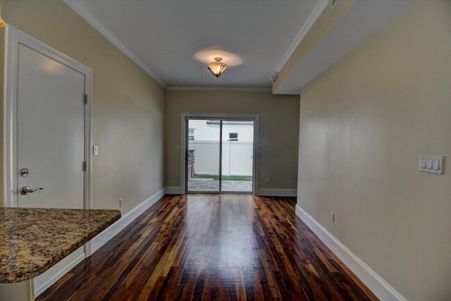 Photo - 244 Adams St