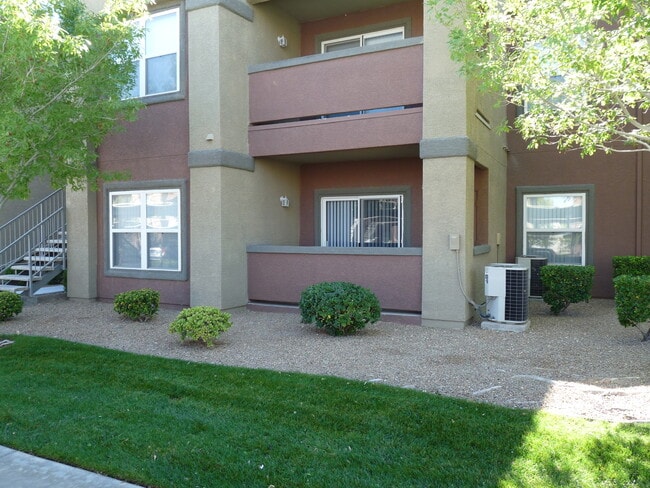 SOUTHWEST 2 BEDROOM, 2 BATH CONDO IN GATED... - SOUTHWEST 2 BEDROOM, 2 BATH CONDO IN GATED...