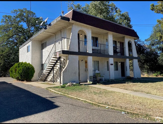 Building Photo - 504 Sacramento Ave Rental