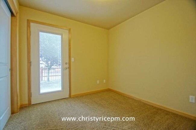 Photo - 10738 Whitman Ave N House
