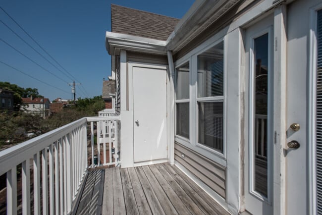 Photo - Walk to UC & UC Medical | 1BR/2BR Apartments