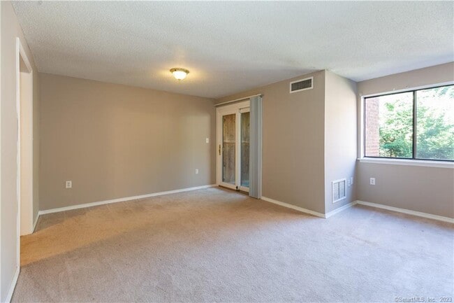 Photo - 47 Avonwood Rd