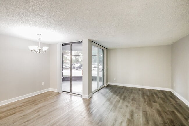 Photo - 8205 SW 152nd Ave