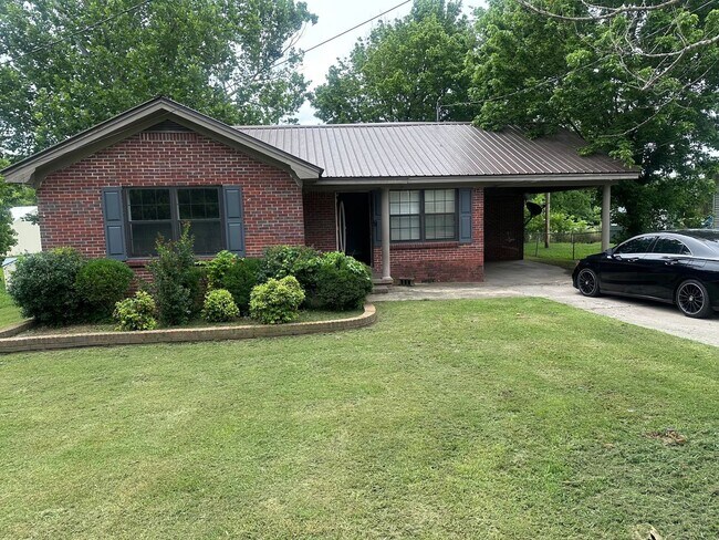 4 Bedroom Single Family Home in Bolivar - 4 Bedroom Single Family Home in Bolivar