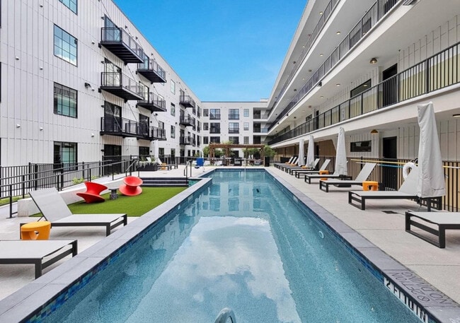 Photo - 4315 S Congress Ave Unidad 217 Rental