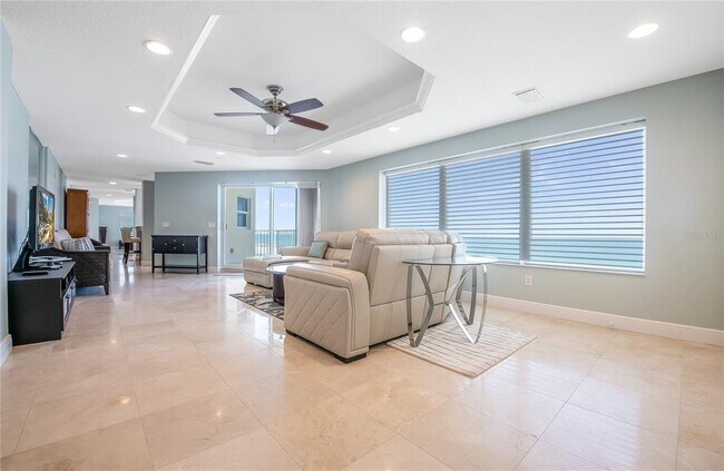 15 Somerset St Unit 603