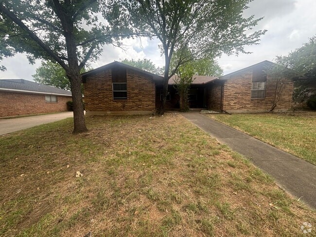 Building Photo - 1508-1510 Blackwell Drive Unit 1510 Rental