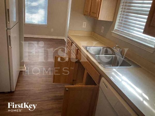 Photo - 1607 Coleman St