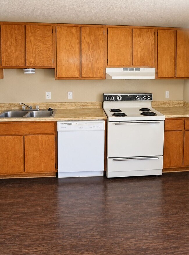 1704 Cedarhill Dr Unit D