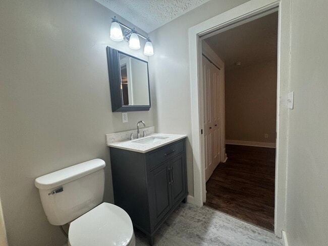 Photo - 2105 Park Ave Unidad C