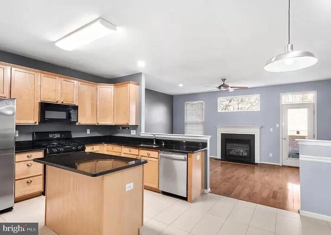 Photo - 112 Regents Ct