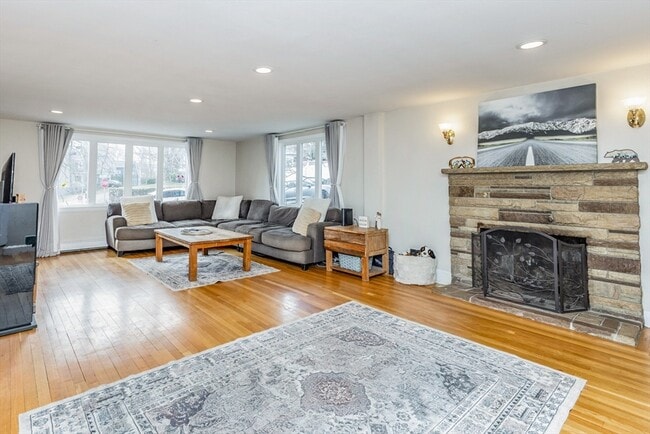 Photo - 52 Albemarle Ave
