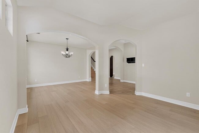 4804 Taurus Walk