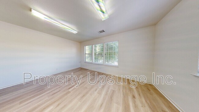 Photo - 2371 Washington Ave