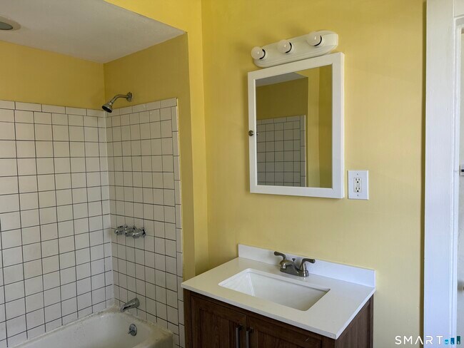 Photo - 64 Kensington Heights