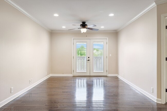 Photo - 719 Ashlawn Pl Unit 719