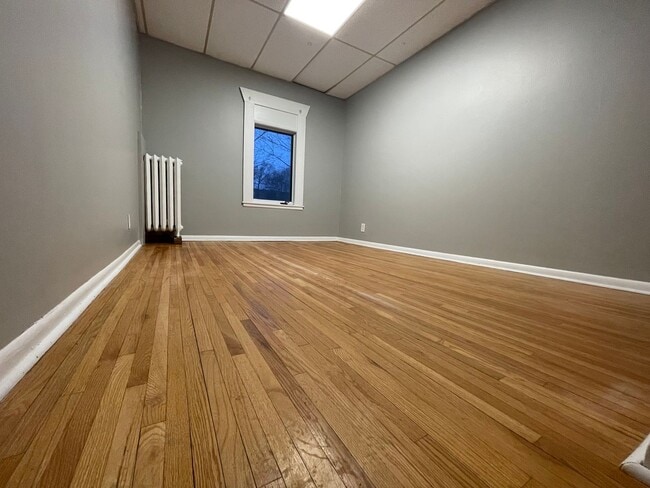 Photo - Awesome 3 Bedroom 1 bath duplex!