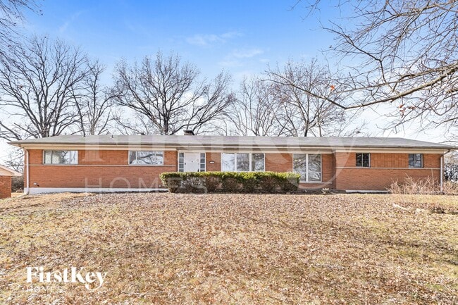 Building Photo - 10 Ranchview Dr