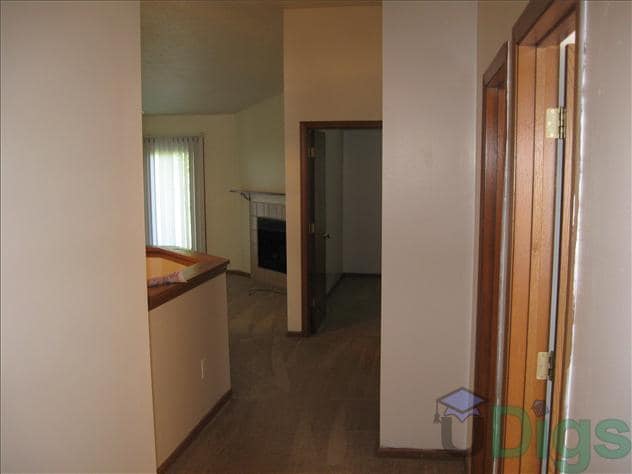 Photo - Duplex on Southside. 2bed/2bath with 2 car garage & privacy fence.