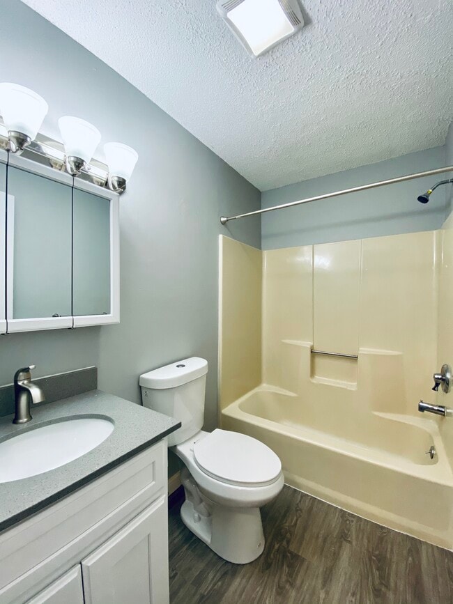 Marshfield Apartments North Branford, CT