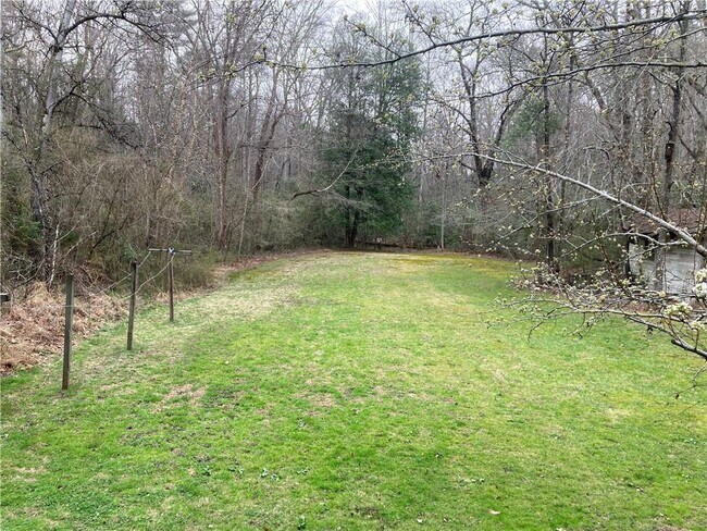 Photo - 412 Rabun Rd