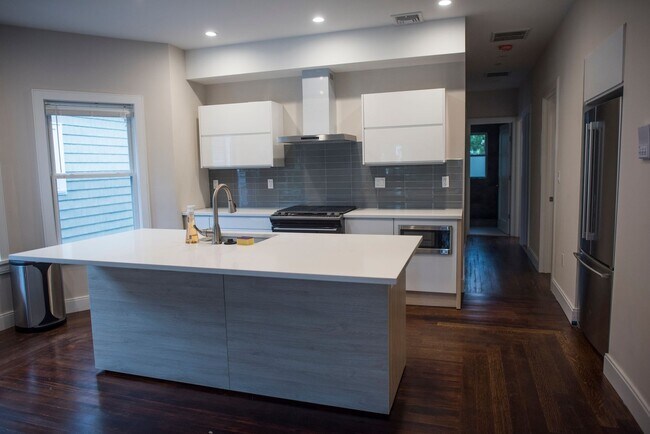 Photo - 14 Willis St