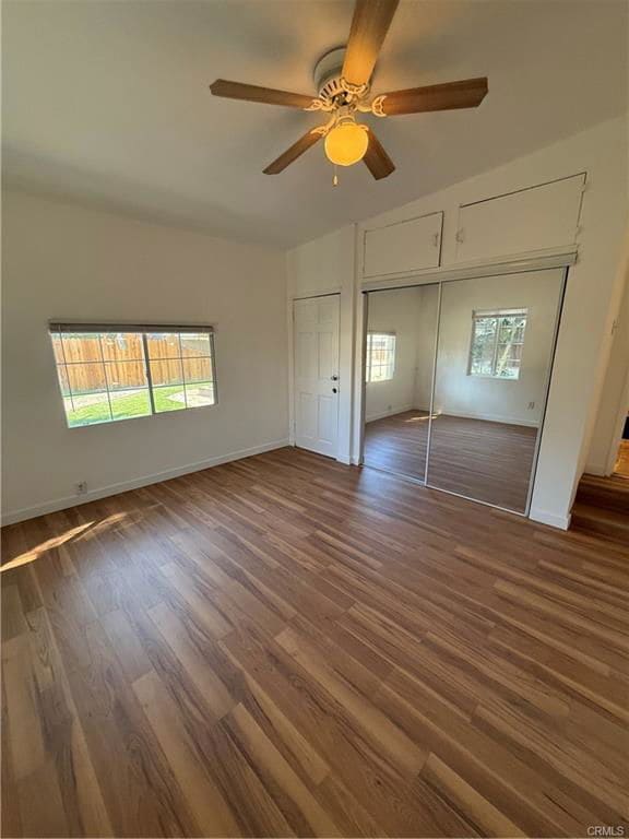 Photo - 19148 Saticoy St