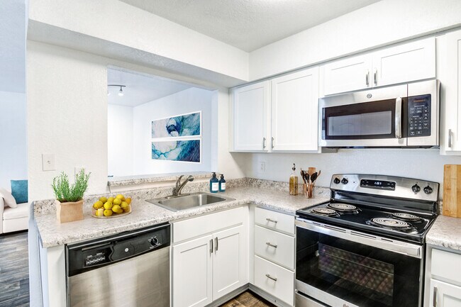 North Hill Apartments apartments — community photo