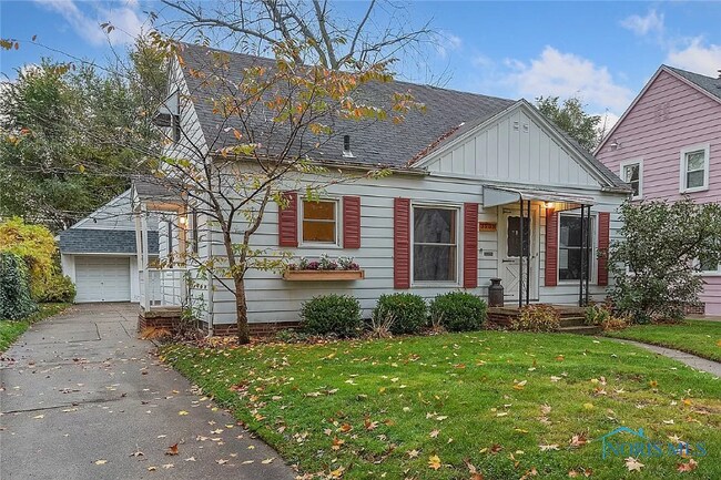 Photo - 3909 Stannard Dr