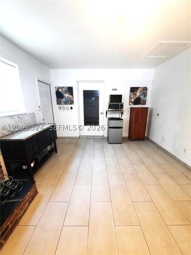 3838 NE Melba Dr