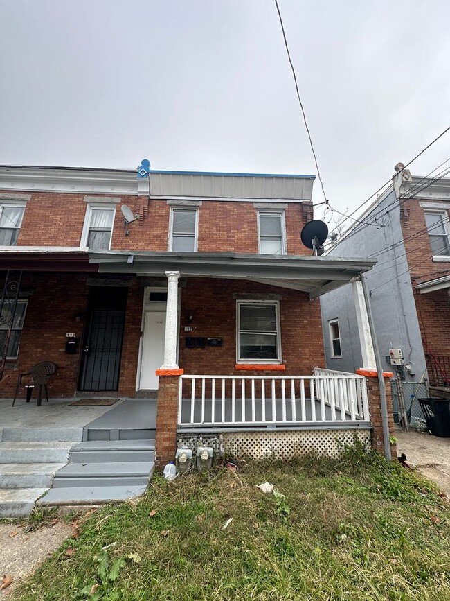 Building Photo - 117 N Front St Unit 1