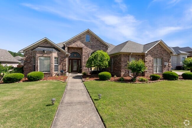 Building Photo - 37 Cypress Creek Dr Rental