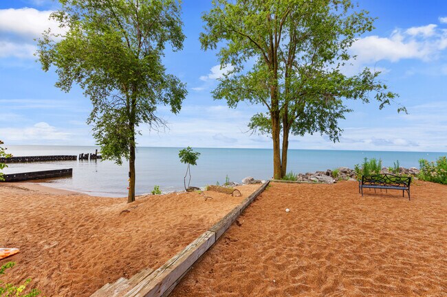 Photo - 1208 W Chase Ave Unit 3D