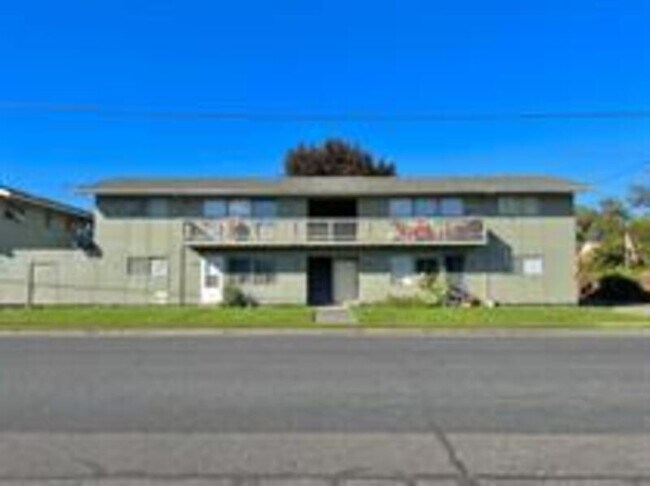 Photo - 217 NW 7th St