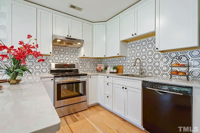 Photo - 2409 Village Grove Rd