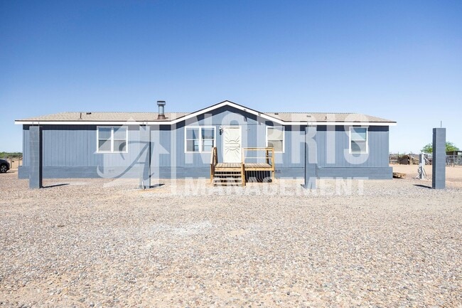 Building Photo - Manufactured Home South of Casa Grande