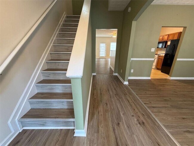 Photo - 644 Kenridge Dr
