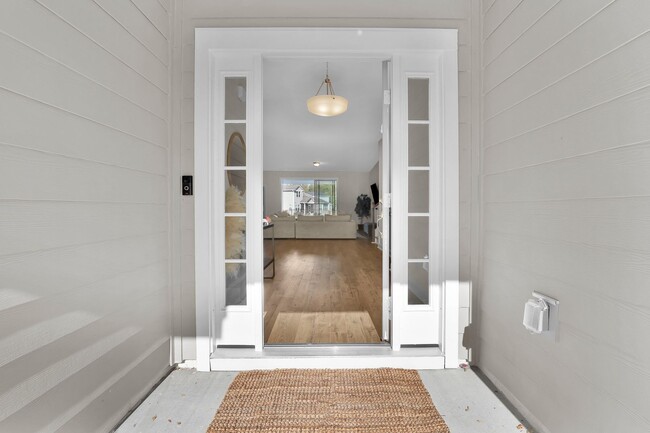 Photo - Spacious 5BR/3BA Home with Lagoon View on Quiet Cul-de-Sac!