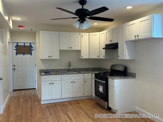 Building Photo - 49 Woodcliff St Rental