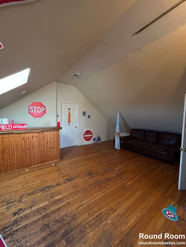 Photo - 17 Hillside St Unit #3