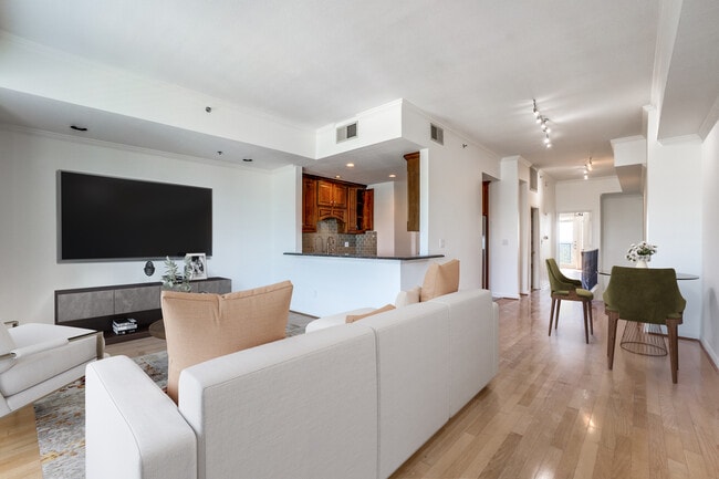 Photo - 4611 Travis St Unit 1401-A