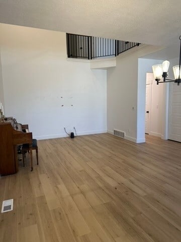 Photo - 3961 W 1960 N