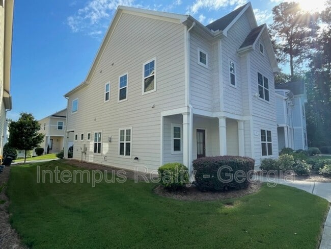 Photo - 970 Shelnutt Dr