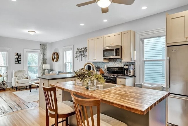 Photo - 1 Riverside Pl Townhome