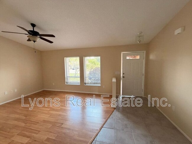 Photo - 25043 Palisade Rd