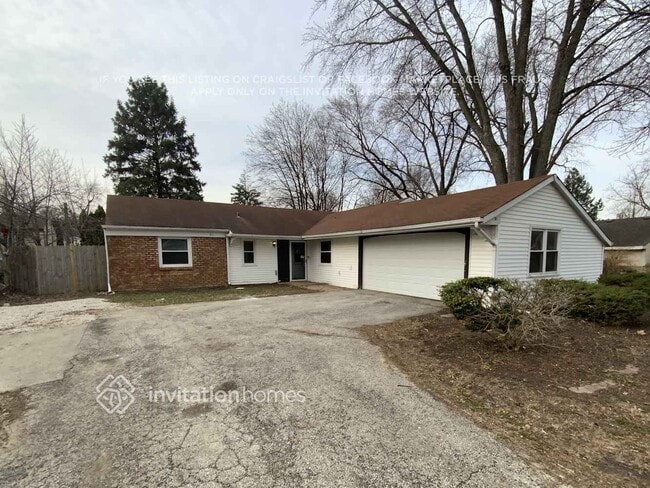 Building Photo - 81 Seabury Rd